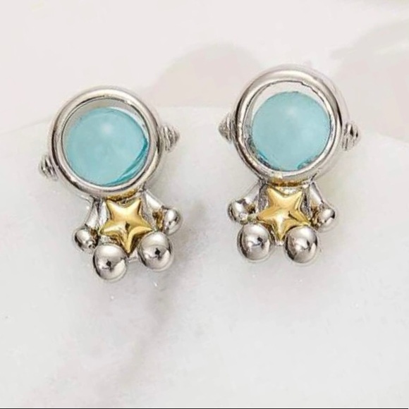 “One Small Step for Man” Astronaut Space Cadet Cosmonaut Spaceman Mini Tiny Stud - Picture 3 of 4